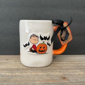 Rae Dunn Snoopy Halloween Linus WELCOME GREAT PUMPKIN 2023 Mug Ceramic NWT